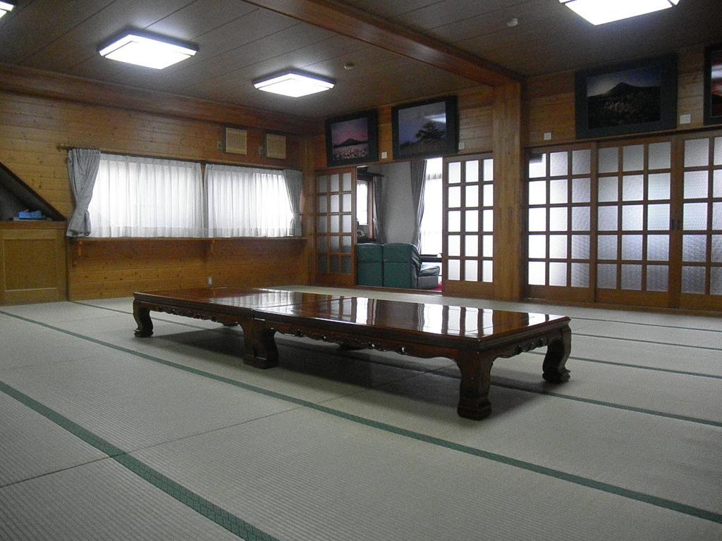 Haranoya Hotel Oshino Exterior photo